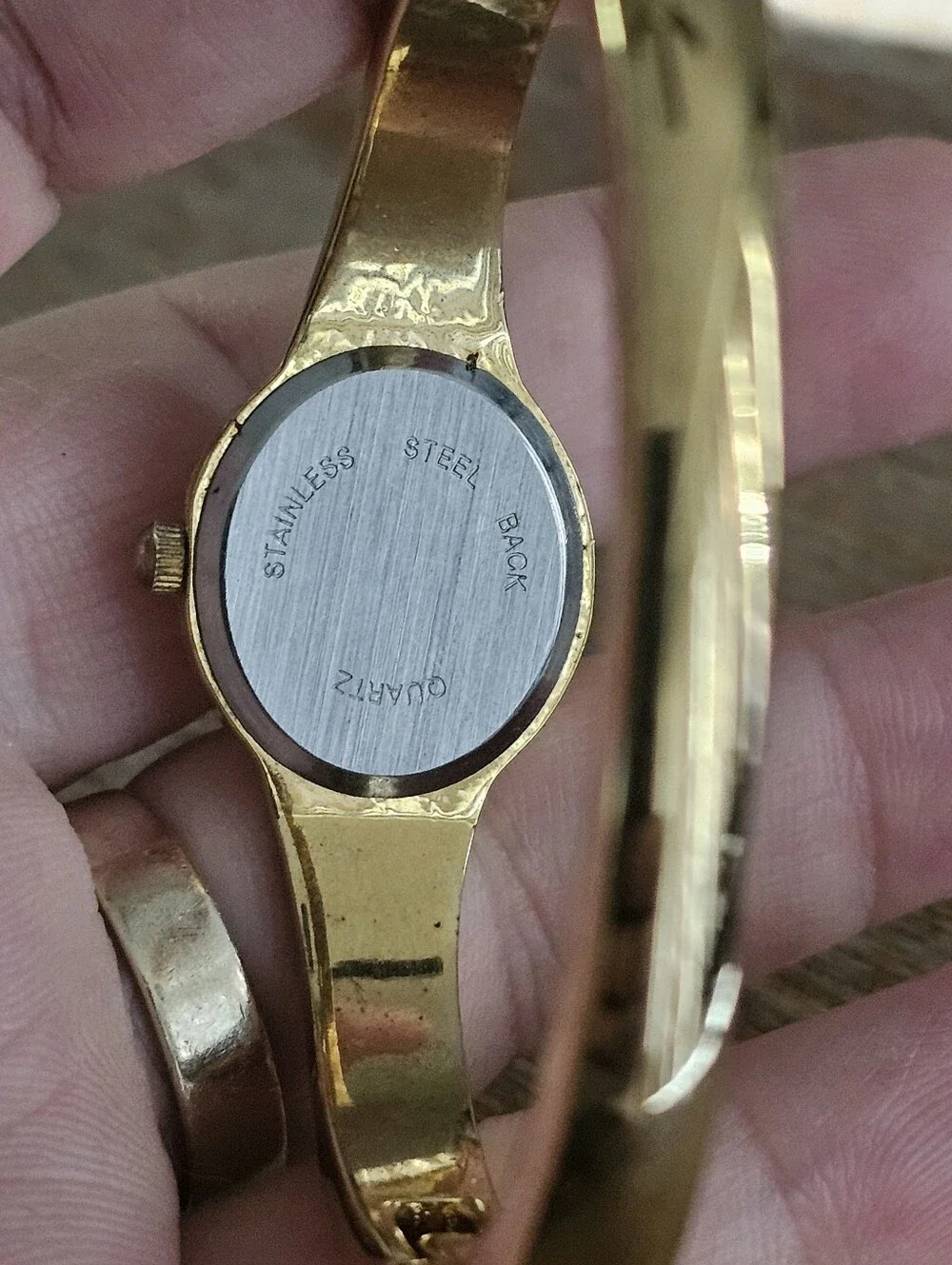 Ladies Gold Crystal Bangle Watch for Women - Elegant Bracelet Timepiece